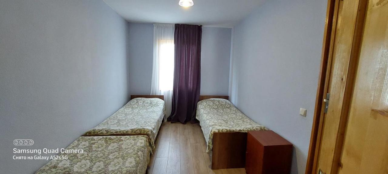 Guest House Tsasne Omalo Esterno foto