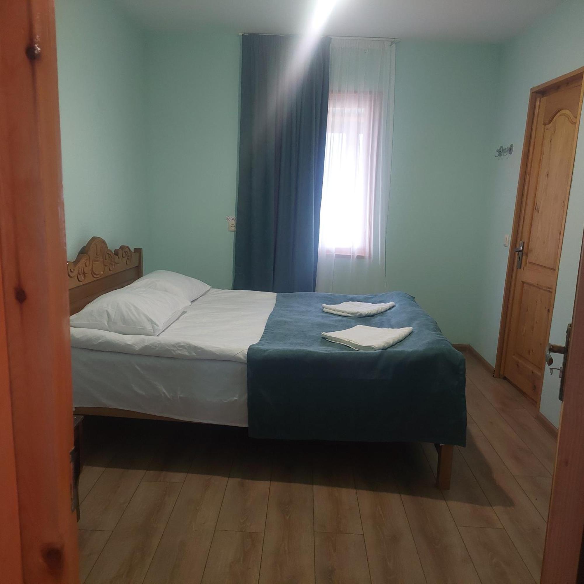Guest House Tsasne Omalo Esterno foto
