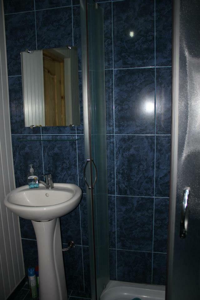 Guest House Tsasne Omalo Esterno foto