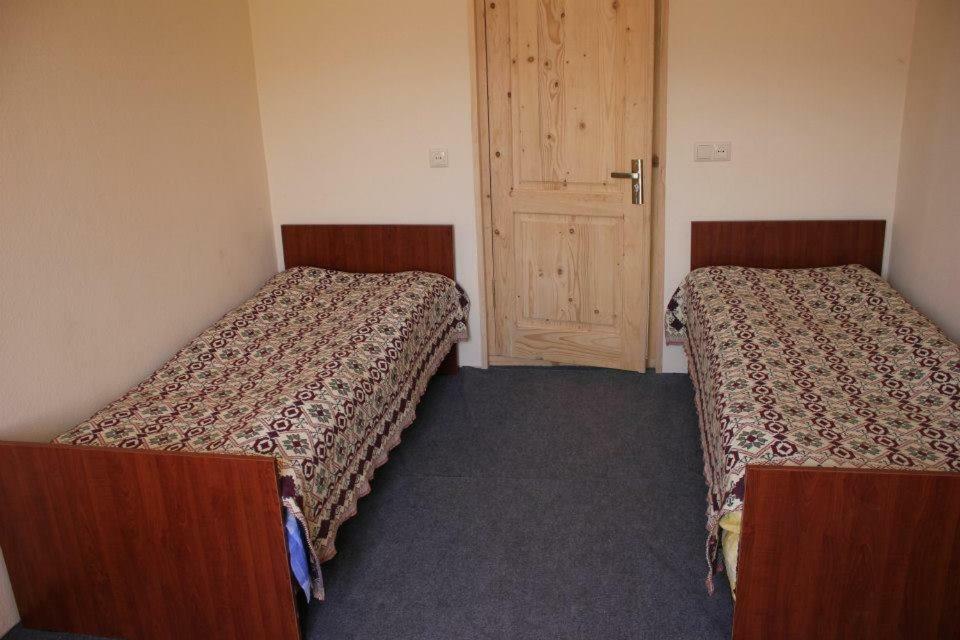 Guest House Tsasne Omalo Esterno foto