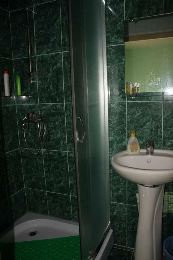 Guest House Tsasne Omalo Esterno foto